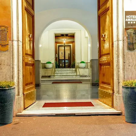 Amalia Vatican House Апартаменты *