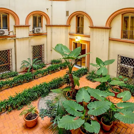 Amalia Vatican House Апартаменты *